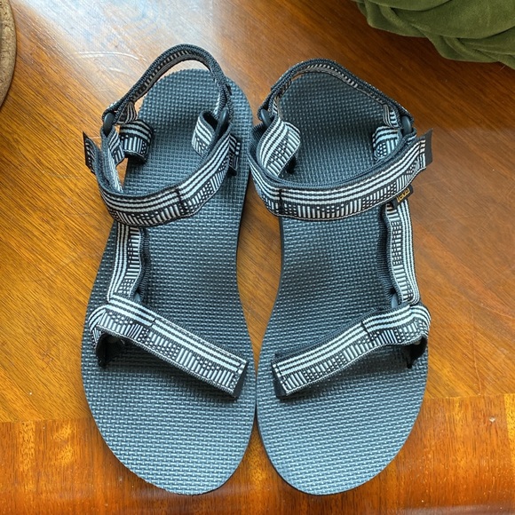 Teva Sandals - Picture 2 of 2